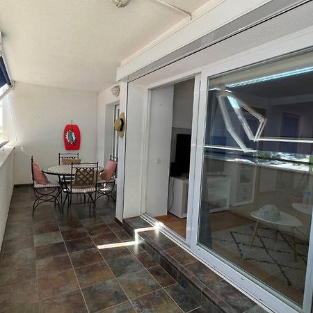 Bonito Apartamento Con Parking Y Piscina En Roses Av-53 Bagian luar foto